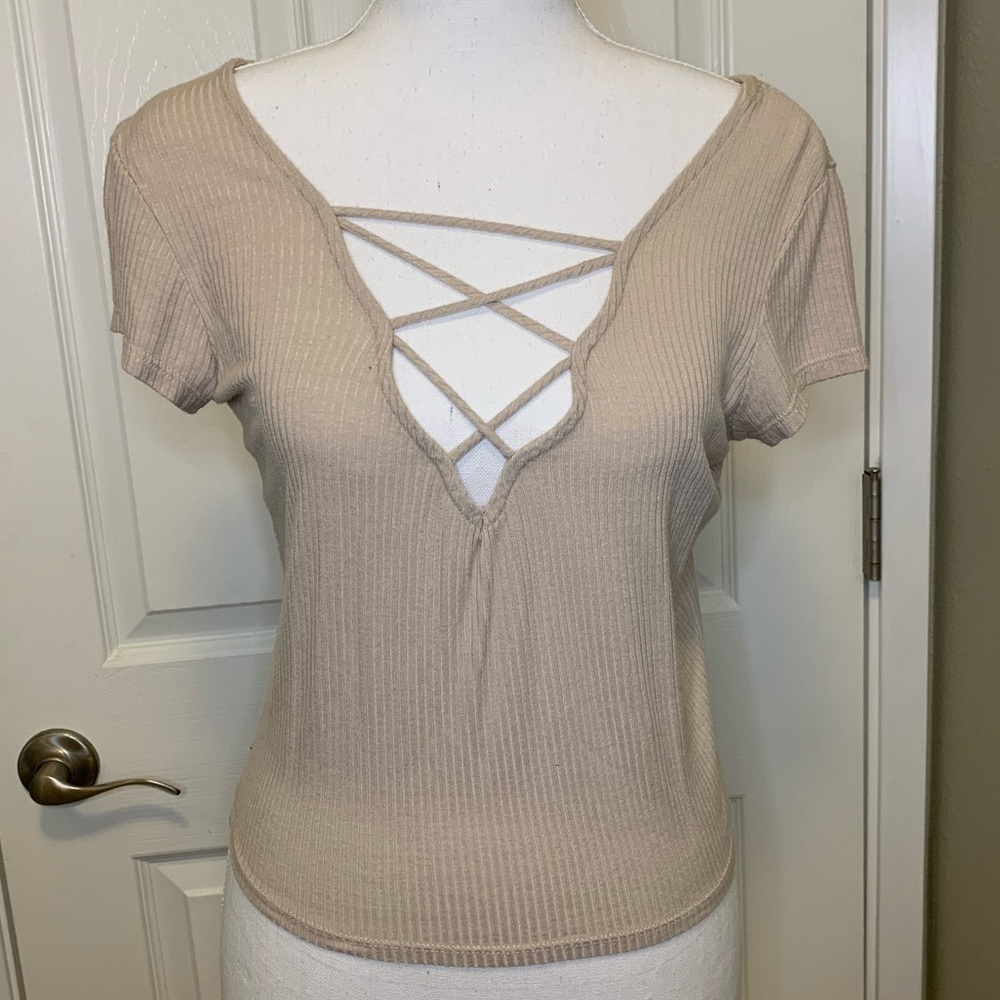 Cute Shirt w/ Crisscross